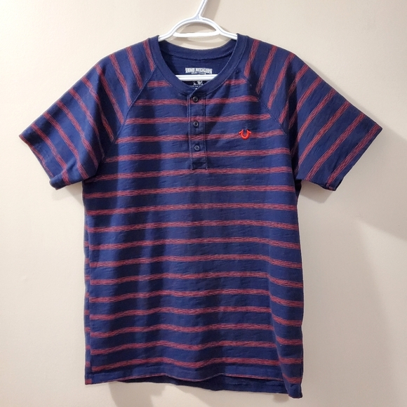 True Religion - Navy and Red Striped tee with Embroidered Logo on chest - Large - Picture 9 of 9